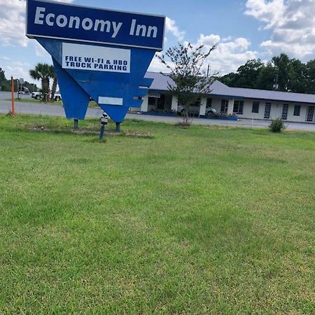 Economy Inn - Lawtey Ngoại thất bức ảnh