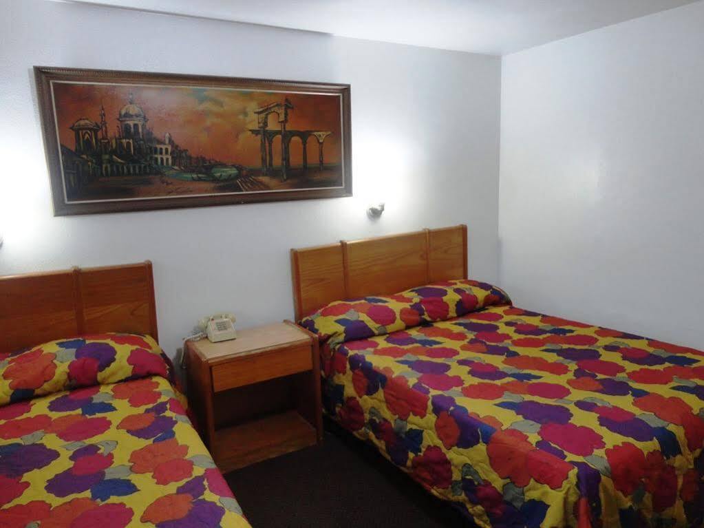 Economy Inn - Lawtey Ngoại thất bức ảnh